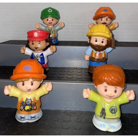 Fisher Price Little People Mixed Lot of 9 Figures - Workers Helpers Jobs - Picture 2 of 9